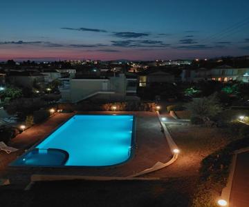 Gerakini 2BR Apt with Shared Pool