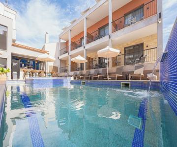 Maltepe Luxury Accommodation By Travelpro Services
