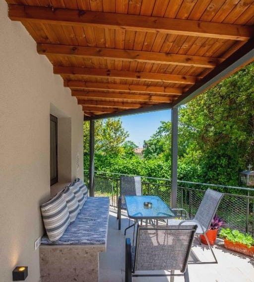 Secret Spot House