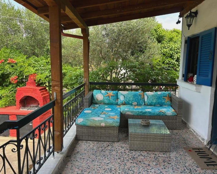600 metres from the beach!