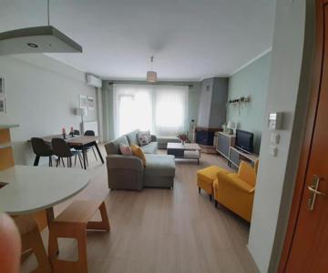 Spacious And Comfy Apartment