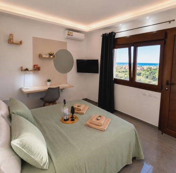 THEASIS 5 luxury studio with sea view