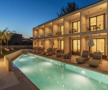 Thera Luxury Living