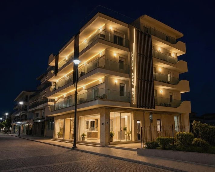 Hotel Avra