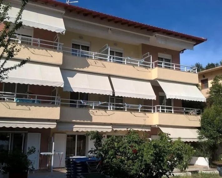 Kyparisis Rooms