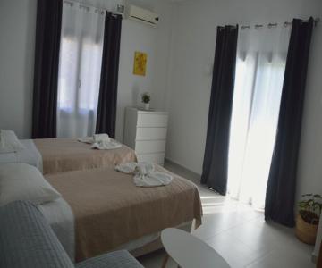 Pension Nikos