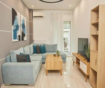 Circle Luxury Apartment by BiNoBi!