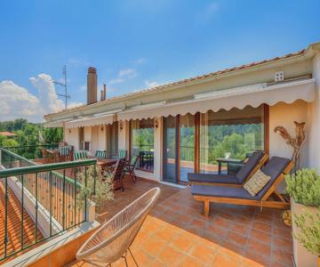 Villa Acropolis Serres With Parking Next to Center