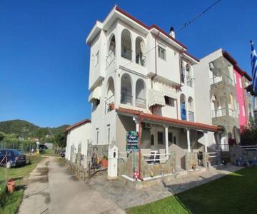 Elegant Villa Stelios
