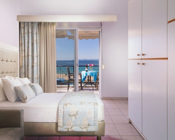 Toroni Blue Sea Hotel