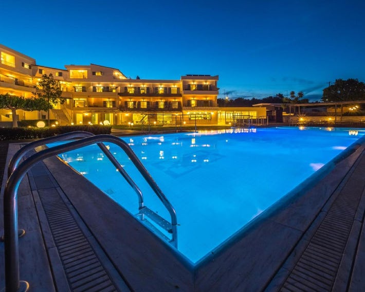 Paradise Resort Finikounda
