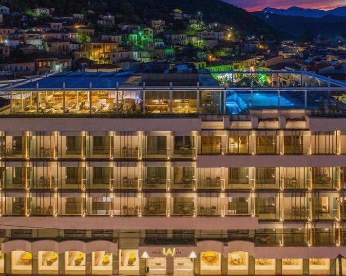 LAS HOTEL & SPA