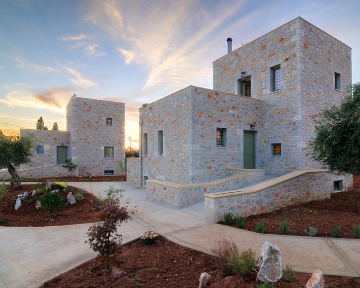 Nikoloudi Estate