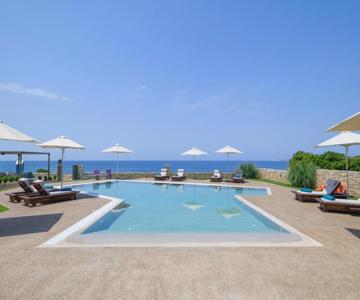 Callisto Seaside Homes & Suites
