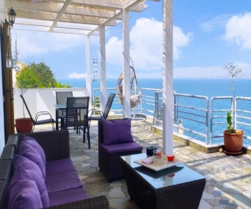 Pelagos House "the Seaside Experience"