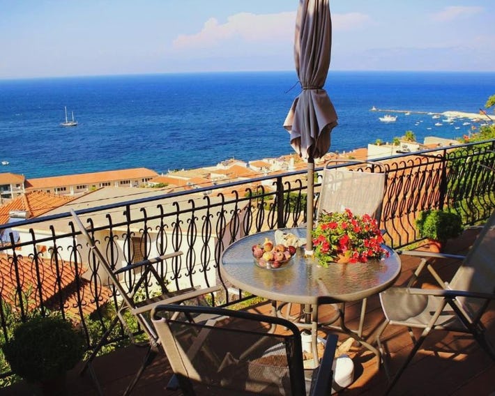 Violetta Rooms