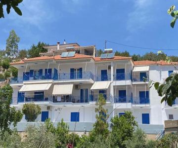 Matina Apartments Tyros