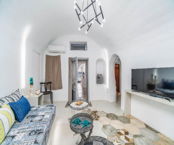 Solstice Luxury Suites