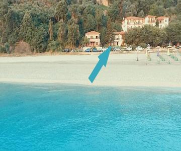 Papa Nero Beach House