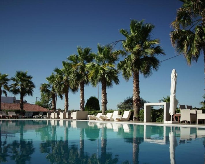 Valis Resort Hotel