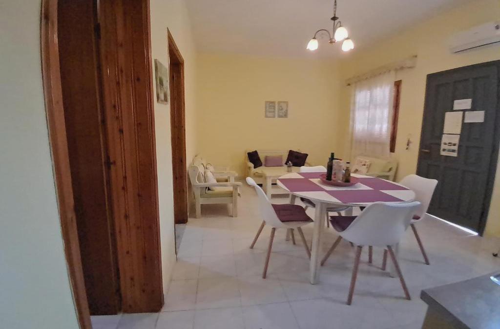 Olga's Garden Apartments