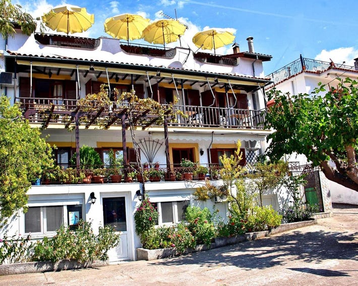 Nina Apartments