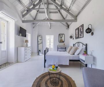 Solea Cottage - Bright Escape in Skopelos