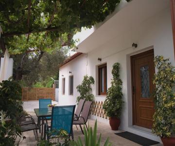 Ilioni House