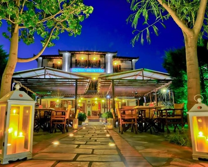 Pegasus Hotel & Coastal Cafe