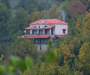 Evilion Traditional Inn