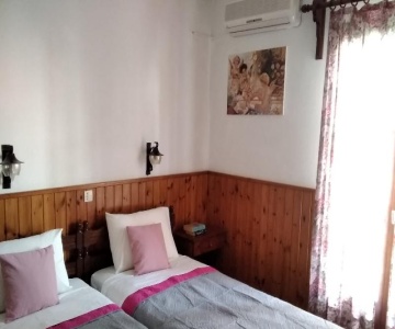 Petite Morfo Hotel