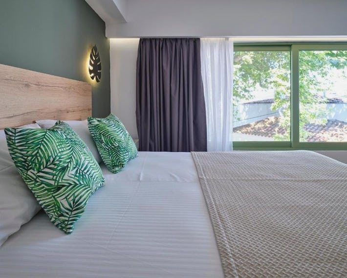 The Tree Suites
