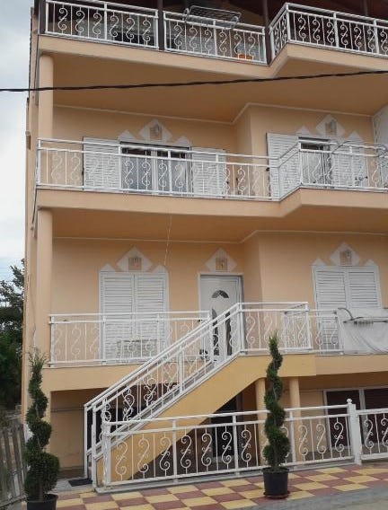 HOUSE DILENA TSIMTSIRI