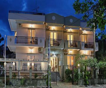 Kristal Hotel