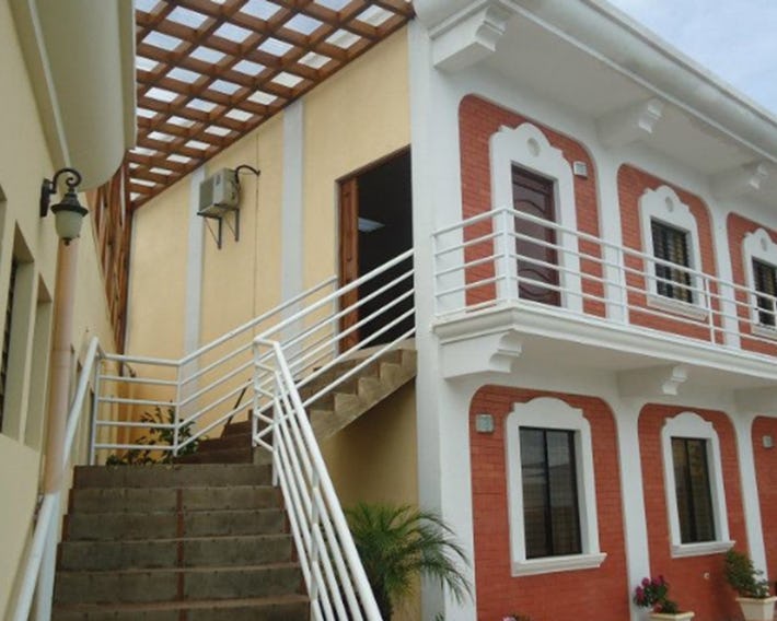 Premier Hotel