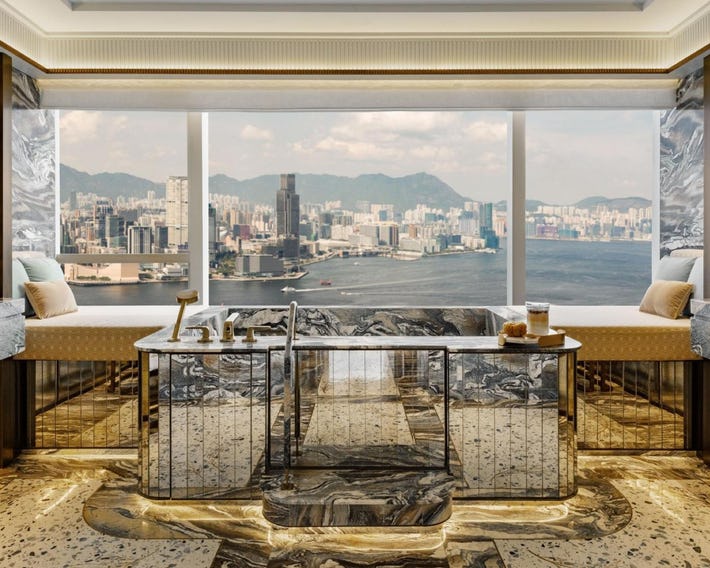 Island Shangri-La, Hong Kong