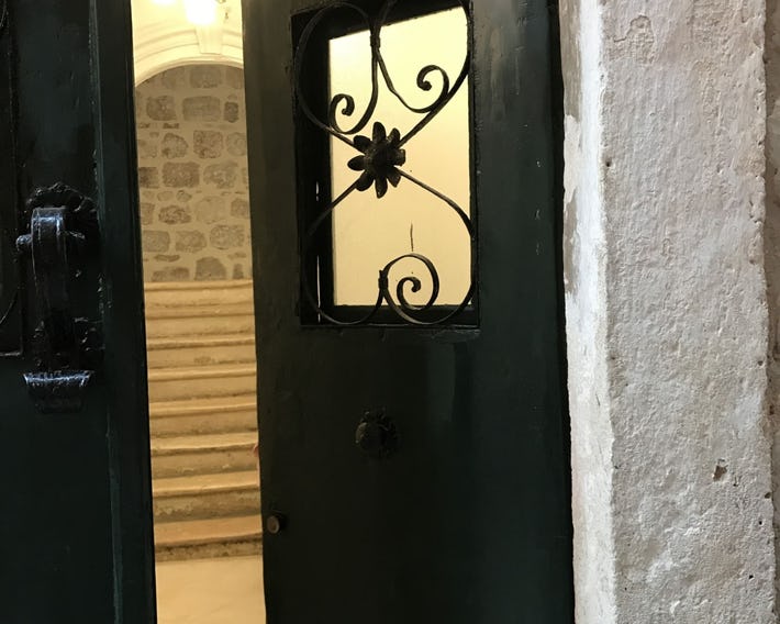 Rilati Old Town Palace
