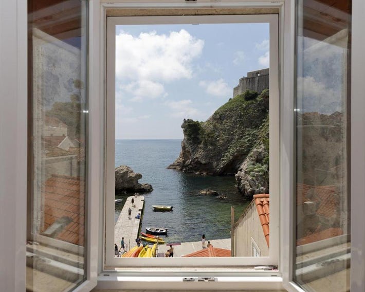 Eddie's Sea View Rooms Old Town