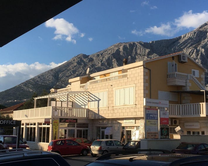 Apartments Damjanka