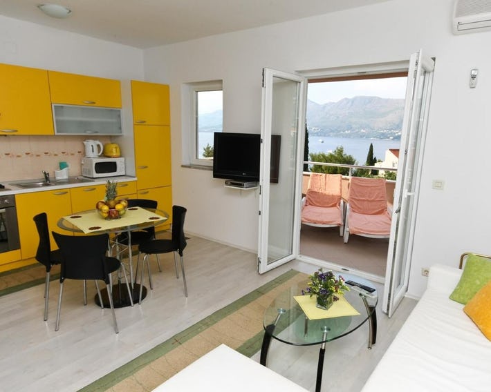 Villa Ana Apartments