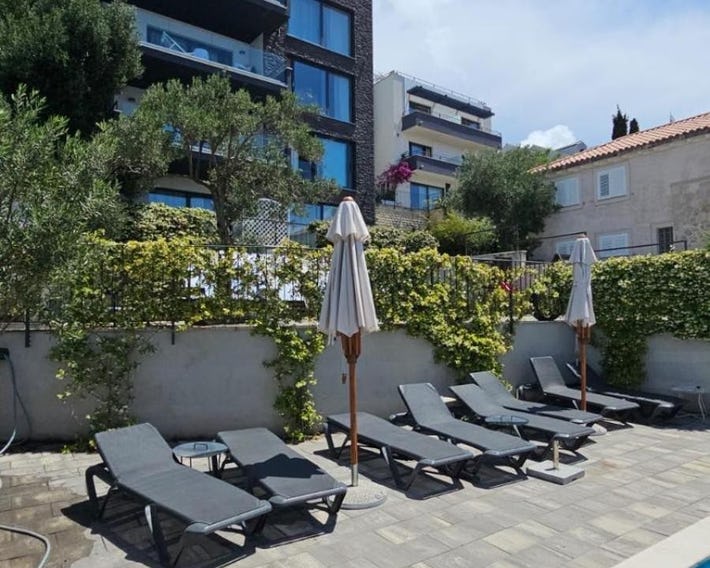 Residence Alpha Apartments