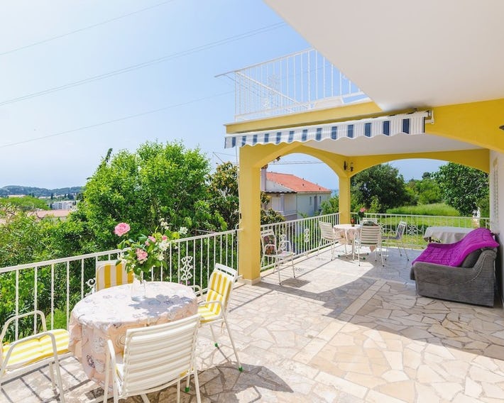 Rooms Villa Bind