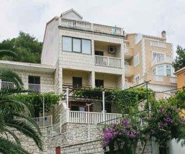 Apartments Laura - Mljet
