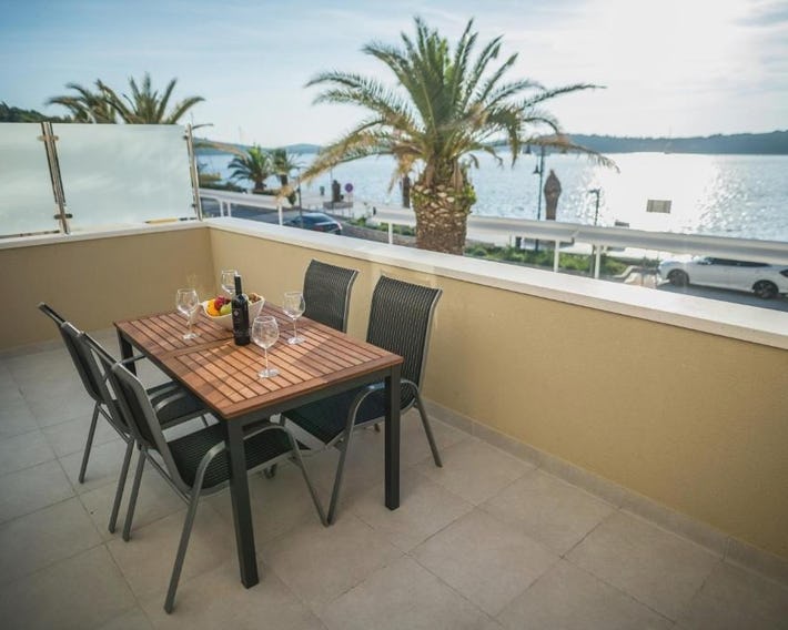 Riva House