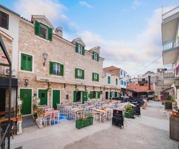 Apartments Tonka Centar