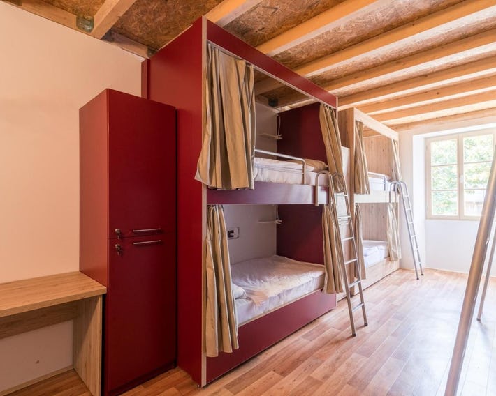 Hostel Antique