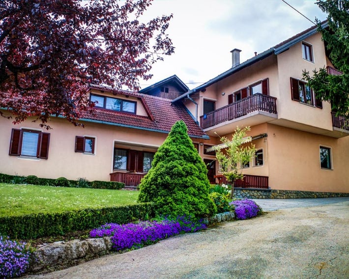 Apartments and Rooms Stefanac