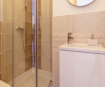 Rooms & Apartments Karlo