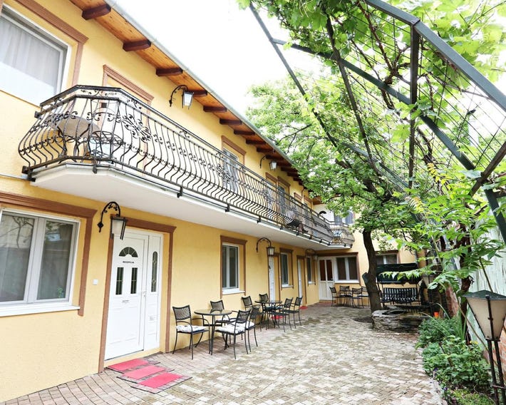 Apartments & Rooms Vienna