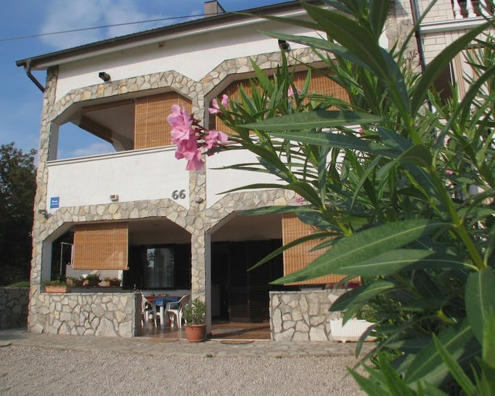 Apartments Srkoc